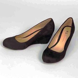 CL by Laundry black suede wedge heels W's size 6